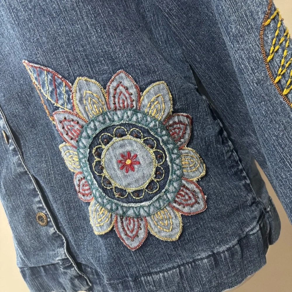 Floral Embroidered Long Sleeve Button Up Denim Jean Jacket Size 8 Petite Vtg Y2K - Picture 5 of 13